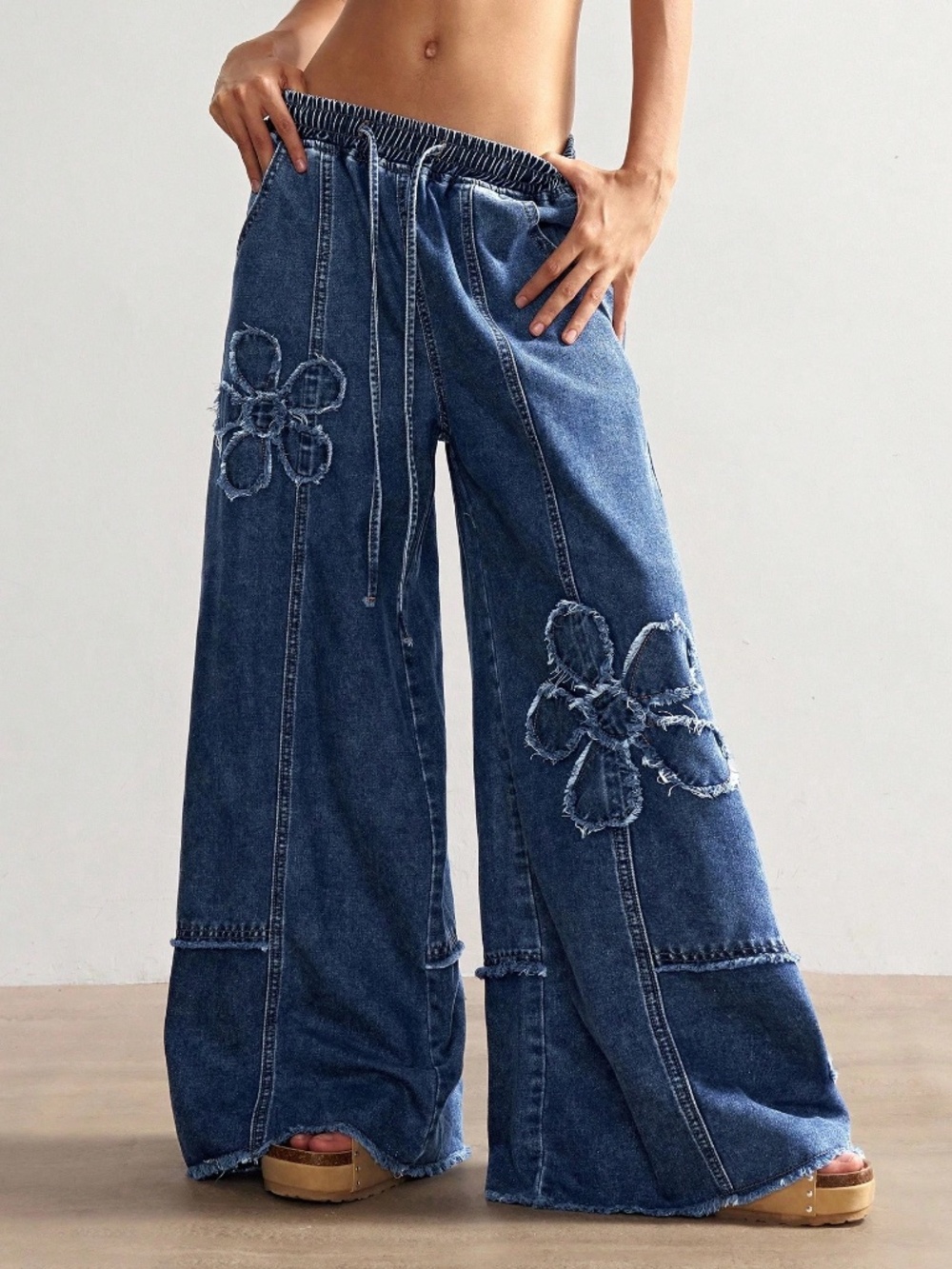 Women's Casual Solid Color Wide Leg Jeans Baggy Jeans with Floral Appliqué